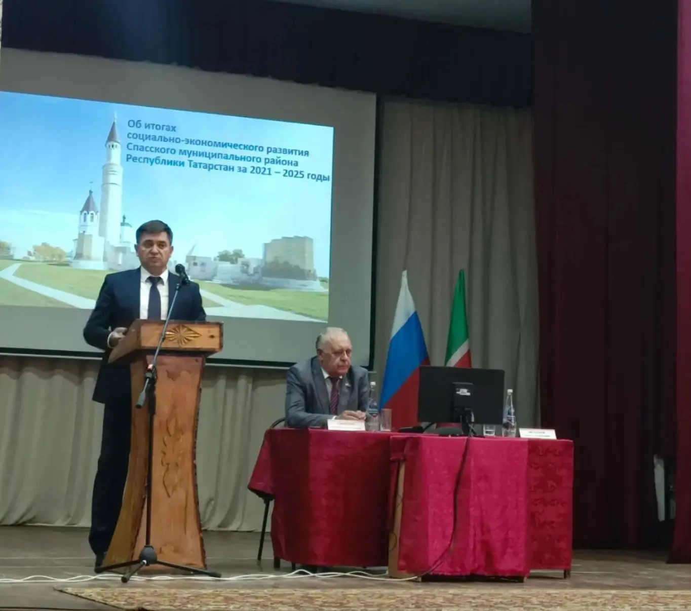 Глава Спасского района принял участие на сходе жителей Никольского сельского поселения