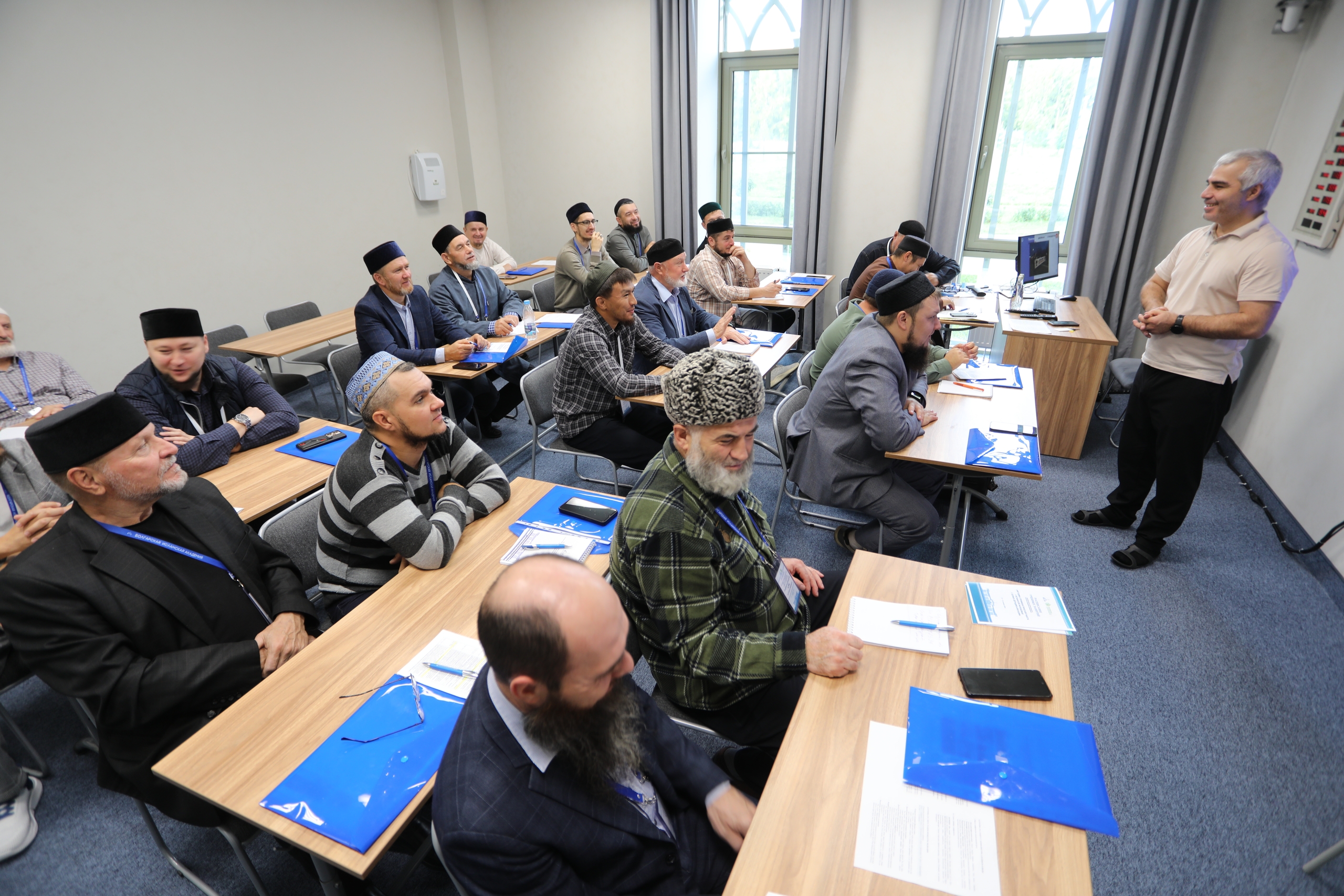 В Болгарской академии прошли курсы по профилактике радикализма