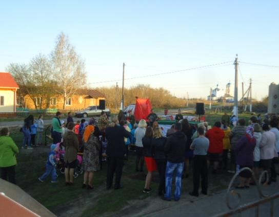 «Фронтовая концертная бригада» выступила в селах Спасского района (ФОТО)