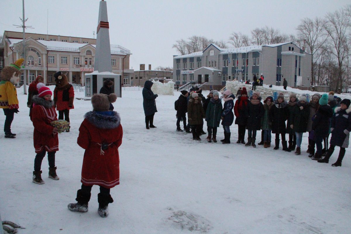 В Болгаре состоялось открытие традиционной новогодней ёлки (ВИДЕО, ФОТО)