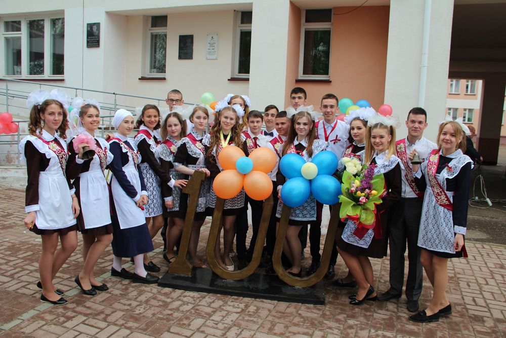 В школах Спасского района прозвенел последний звонок (ФОТО)