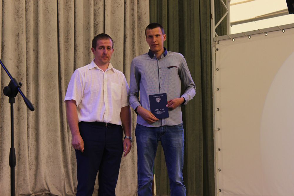 В Спасском техникуме отраслевых технологий прошёл выпускной вечер (ФОТО)