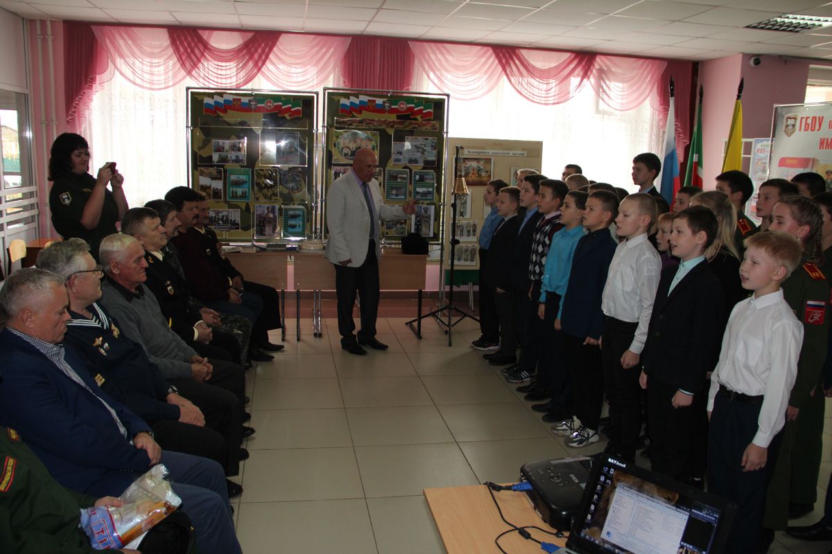 Мәктәпкә Диңгез флоты ветераннары килде
