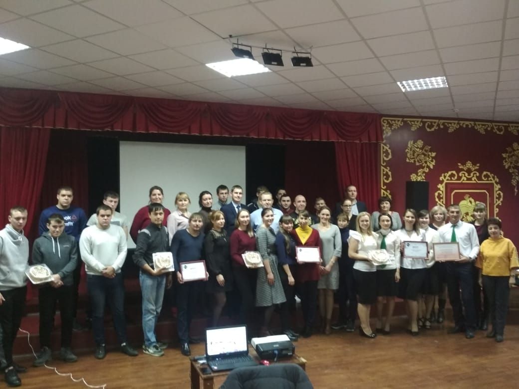 В Болгаре среди молодежи прошла игра "Битва умов" (ФОТО)