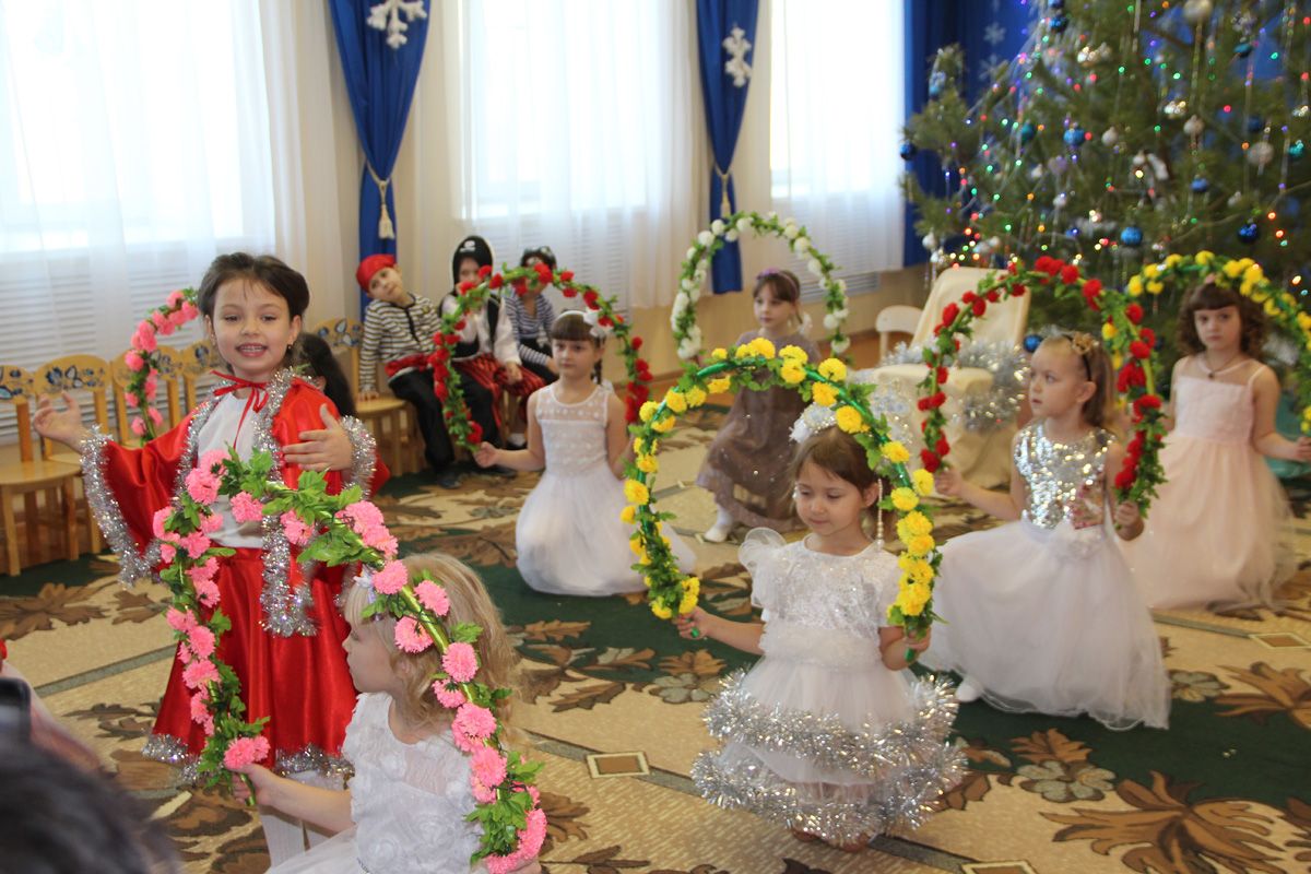 В Болгаре в детском саду "Родничок" прошел новогодний утренник (ФОТО)