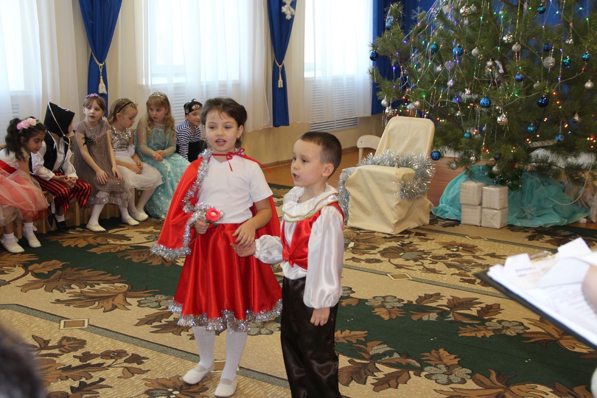 В Болгаре в детском саду "Родничок" прошел новогодний утренник (ФОТО)