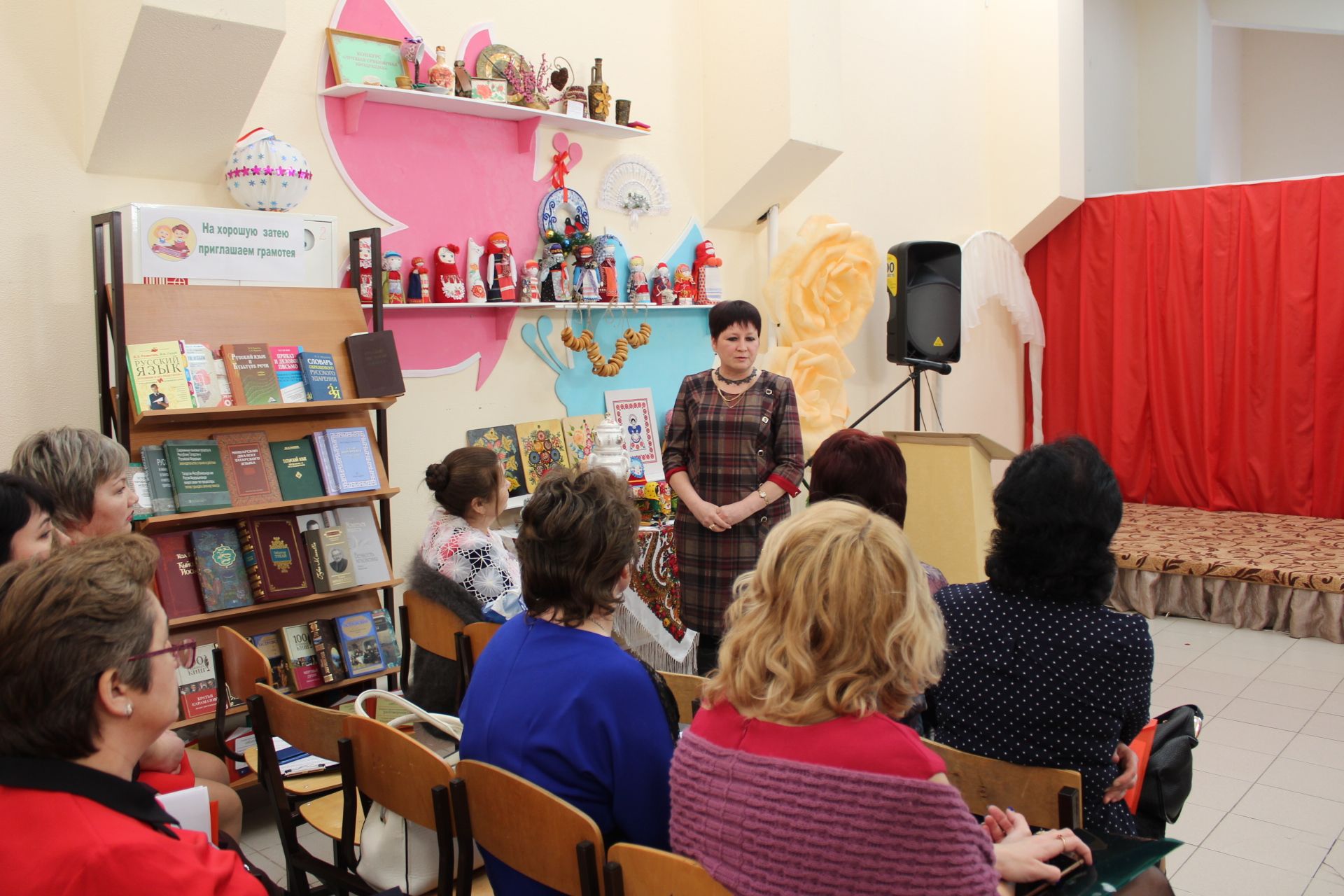 За «круглым столом» в Болгаре обсуждалась тема развития родных языков (ФОТО)