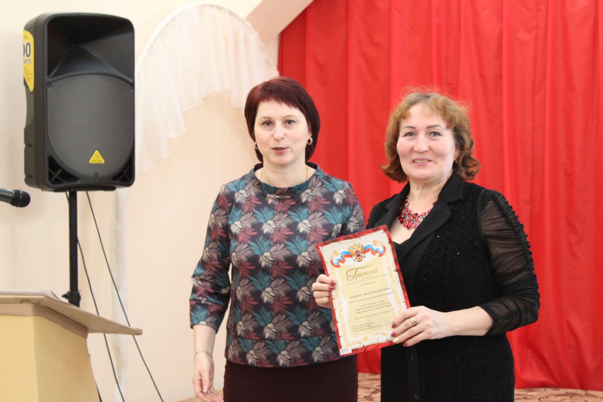 За «круглым столом» в Болгаре обсуждалась тема развития родных языков (ФОТО)
