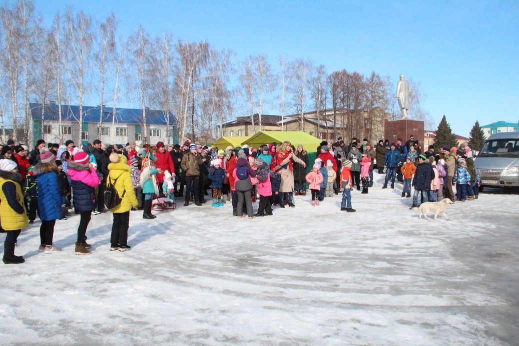 В Болгаре провели праздник "Прощай, зимушка-зима!" (ВИДЕО, ФОТО)