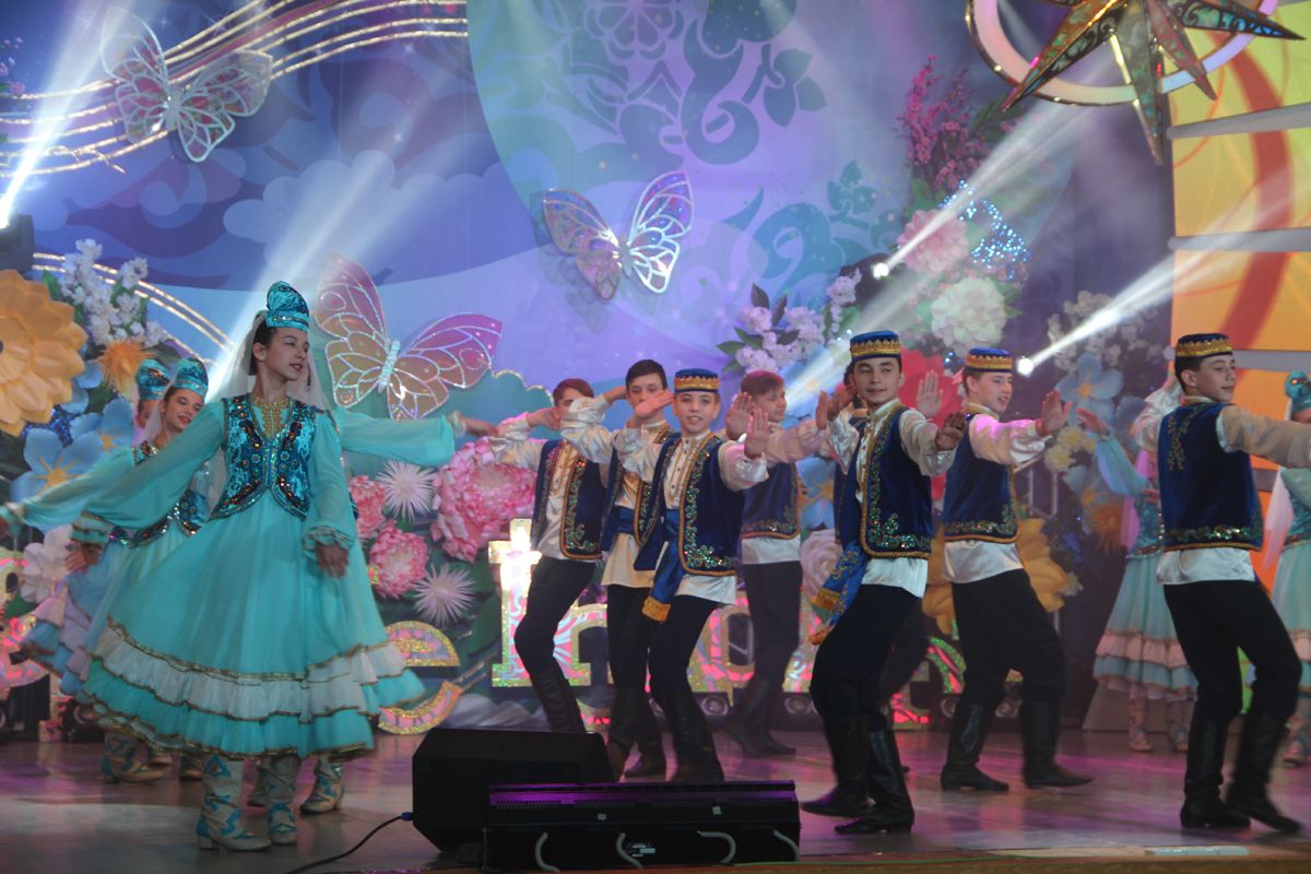 В Болгаре проходит зональный этап фестиваля эстрадного искусства «Созвездие–Йолдызлык» (ФОТО)