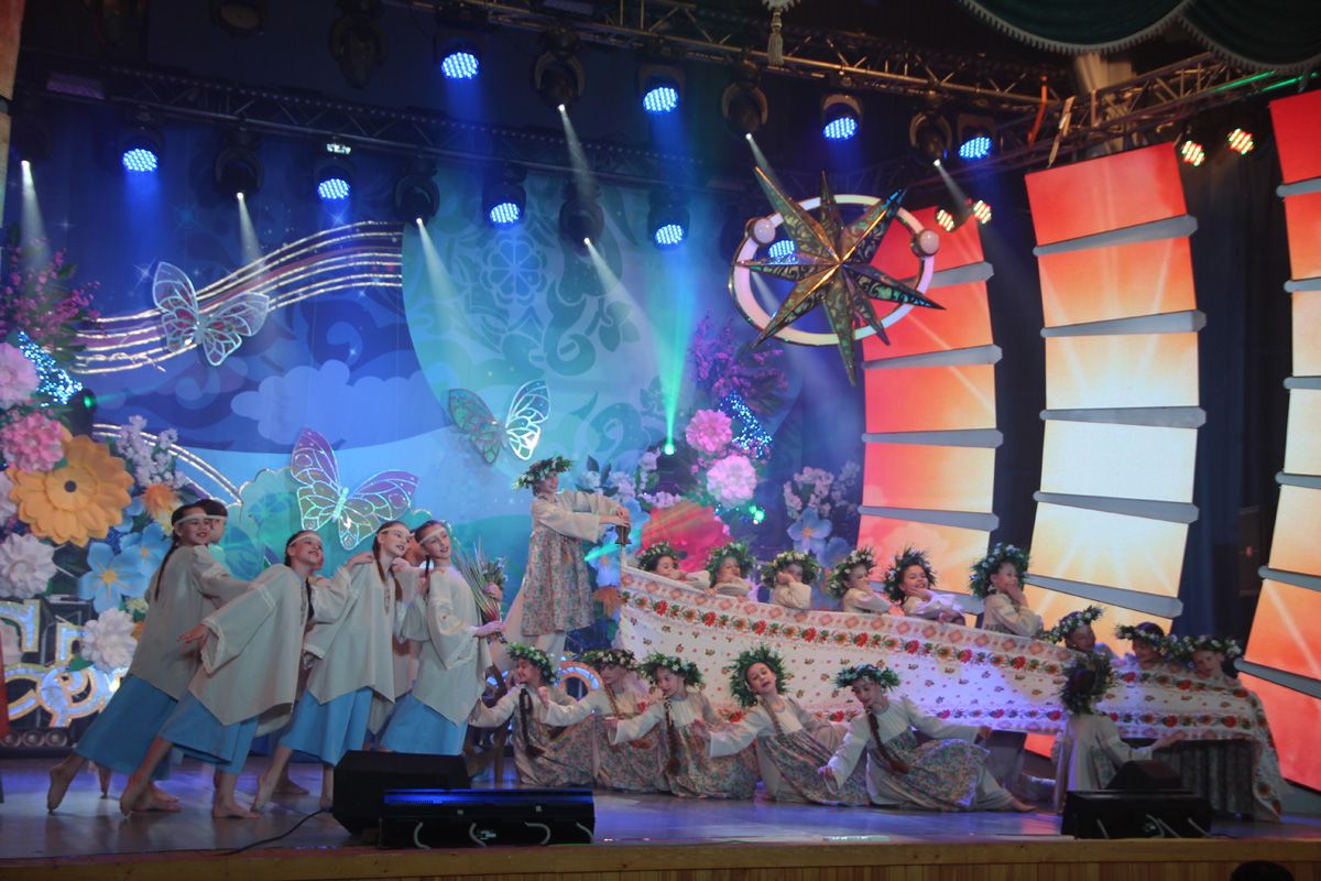 В Болгаре проходит зональный этап фестиваля эстрадного искусства «Созвездие–Йолдызлык» (ФОТО)