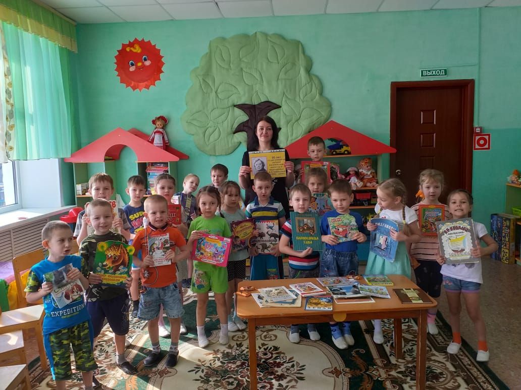 В Болгаре в рамках Недели детской книги прошли интересные встречи (ФОТО)