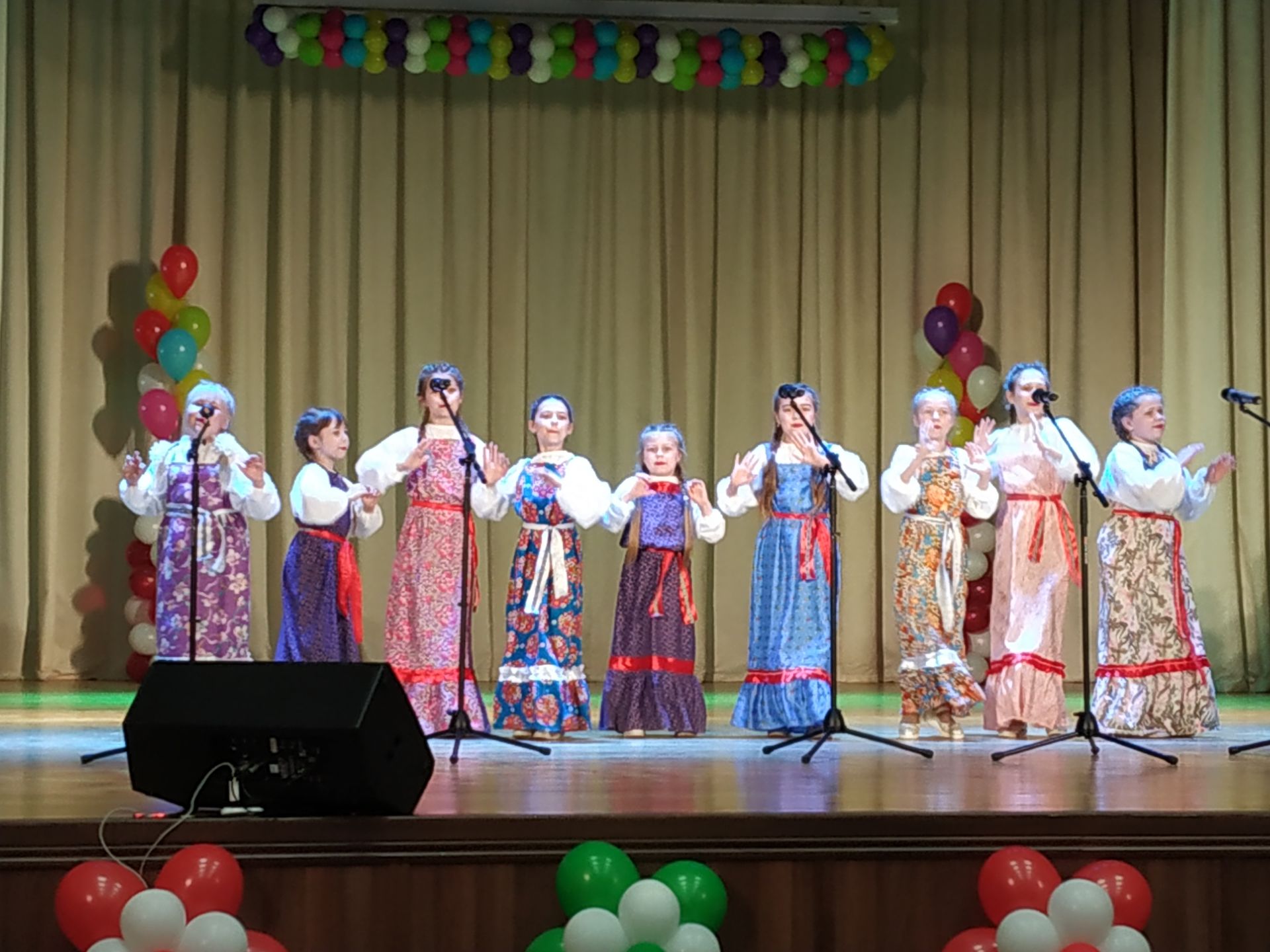 Спасские дети представили свой район на зональном этапе фестиваля «Без бергэ» (ФОТО)