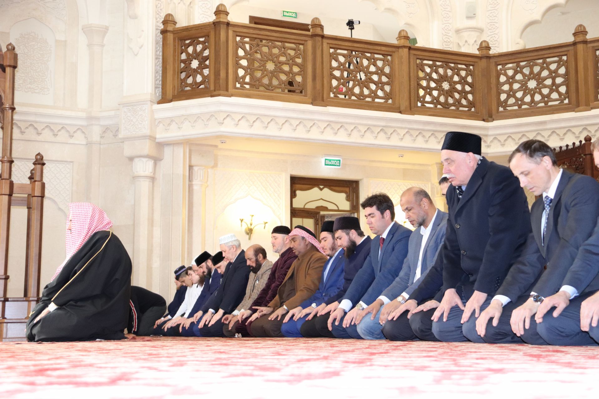 Болгар посетил Генеральный секретарь Всемирной исламской лиги (ФОТО)