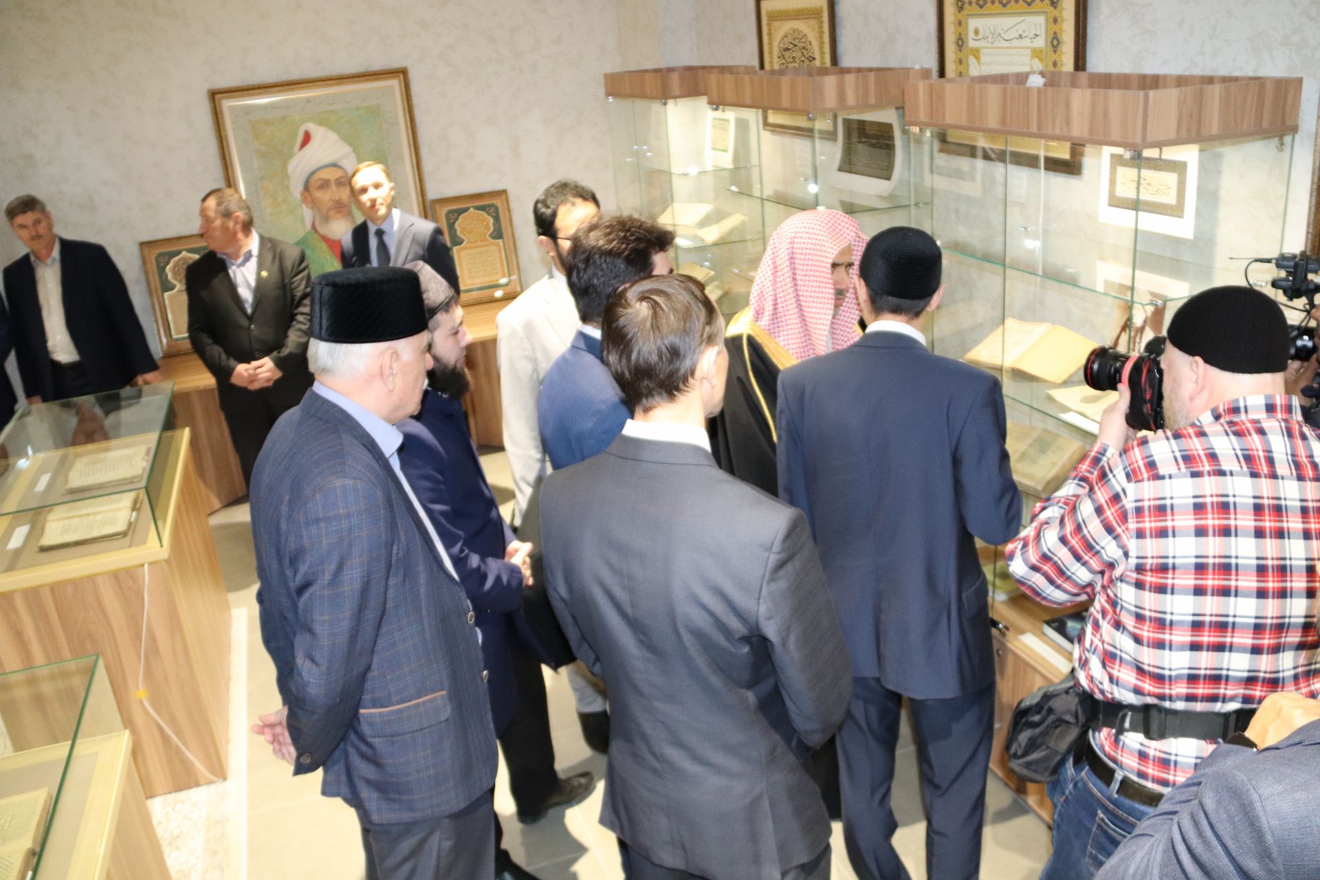Болгар посетил Генеральный секретарь Всемирной исламской лиги (ФОТО)