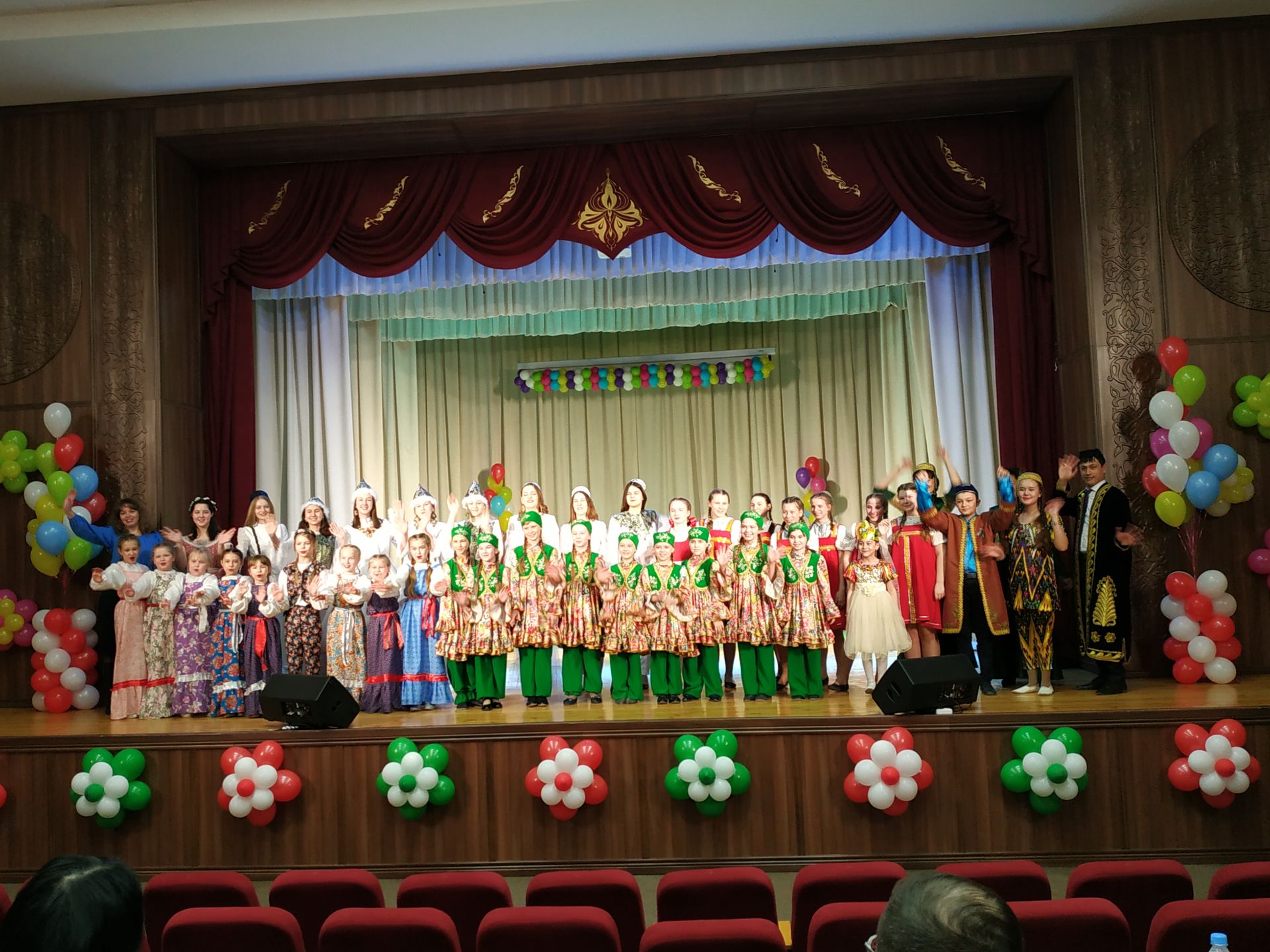 Спасские дети представили свой район на зональном этапе фестиваля «Без бергэ» (ФОТО)