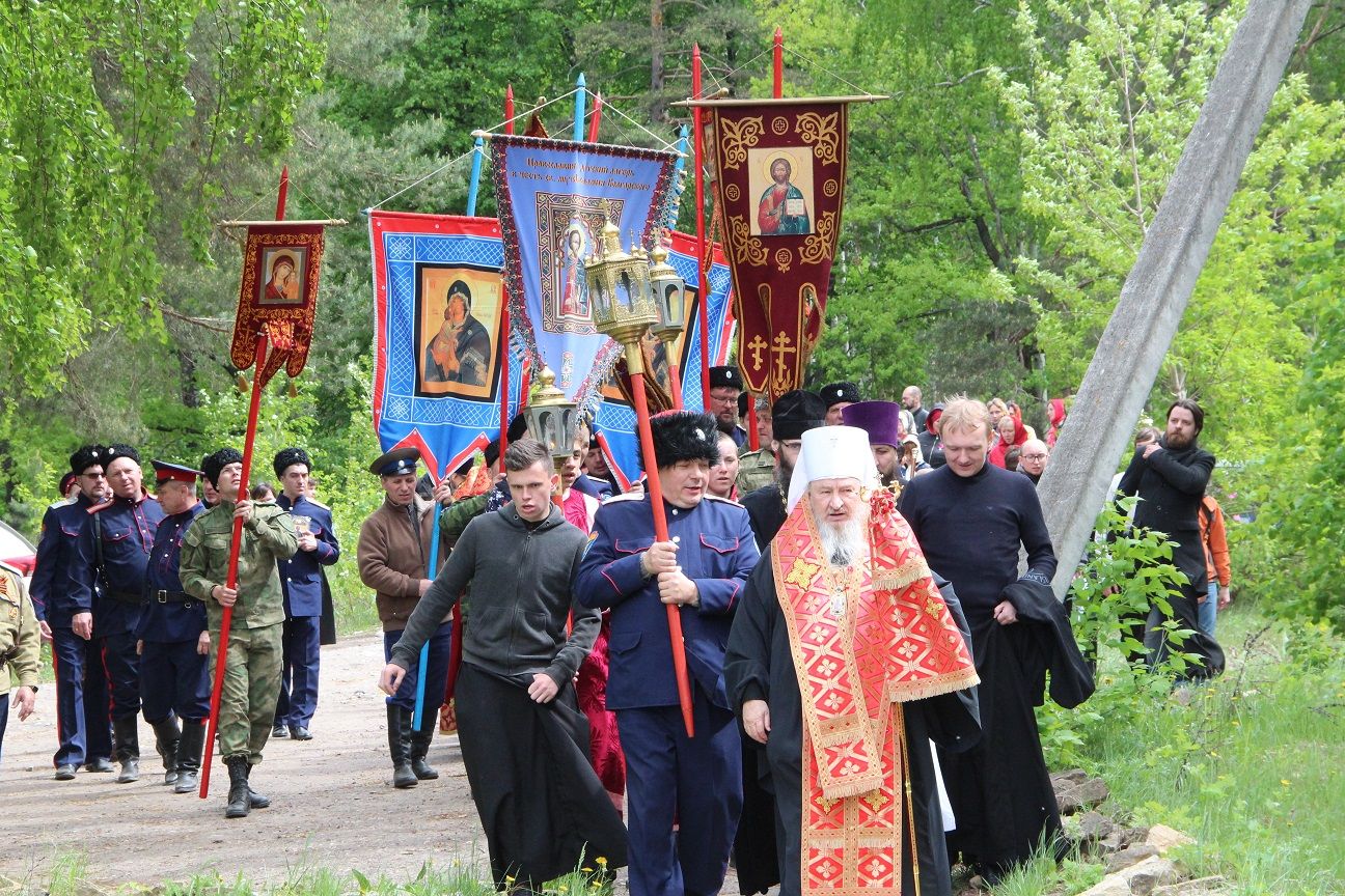 В Болгаре состоялся крестный ход (ФОТО)