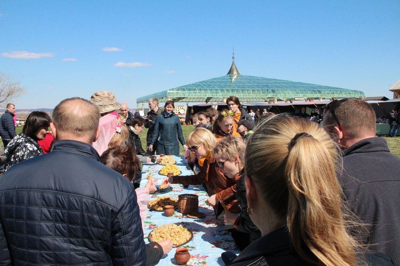 В Древнем Болгаре состоялся фестиваль «Чак-чай» (ВИДЕО, ФОТО)