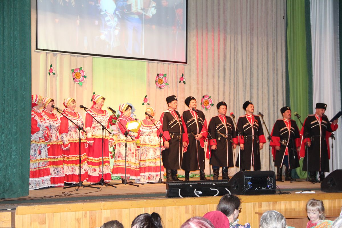 В Болгаре прошёл концерт казачьего ансамбля «Любо» (ФОТОРЕПОРТАЖ)
