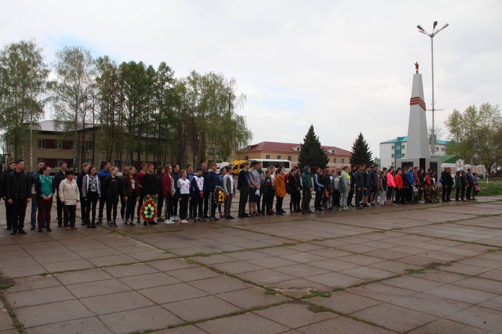 Легкоатлетическая эстафета в Болгаре посвящалась Дню Победы (ФОТО)