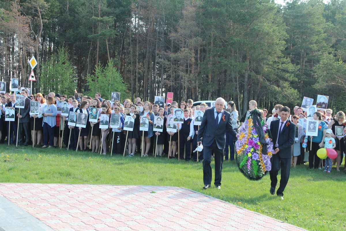 В Болгаре прошли торжества в честь праздника Великой Победы (ВИДЕО, ФОТО)