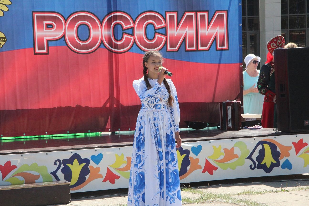 В Болгаре состоялся праздник в честь Дня России (ФОТО)