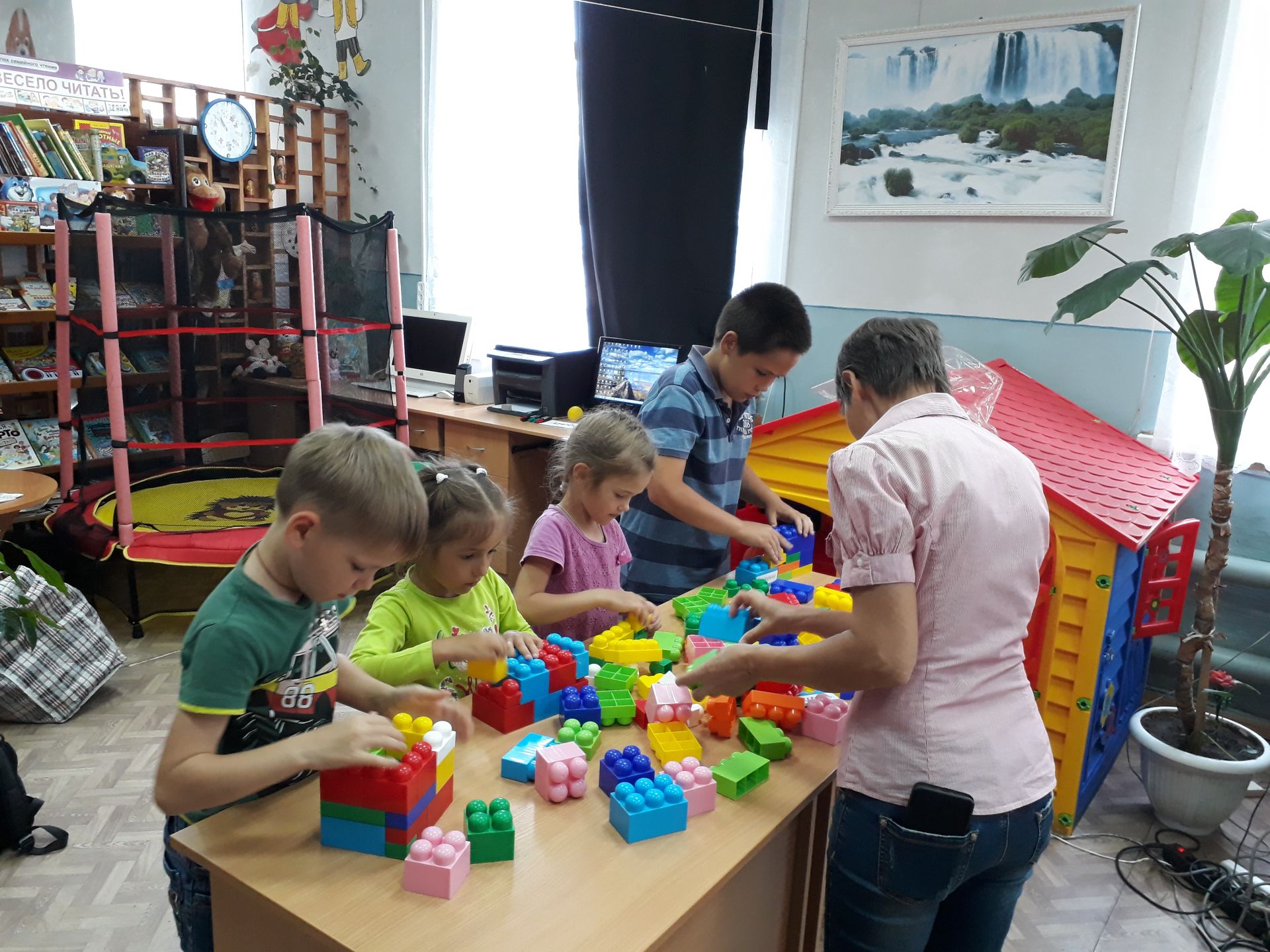 Школьники Болгара снова стали гостями детской библиотеки (ФОТО)