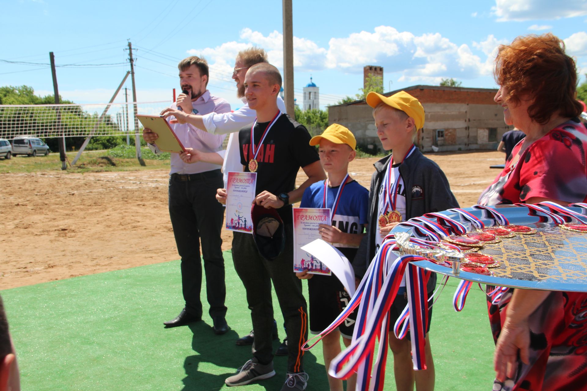 В спасском селе Полянки открыта спортивно-игровая площадка (ФОТО)