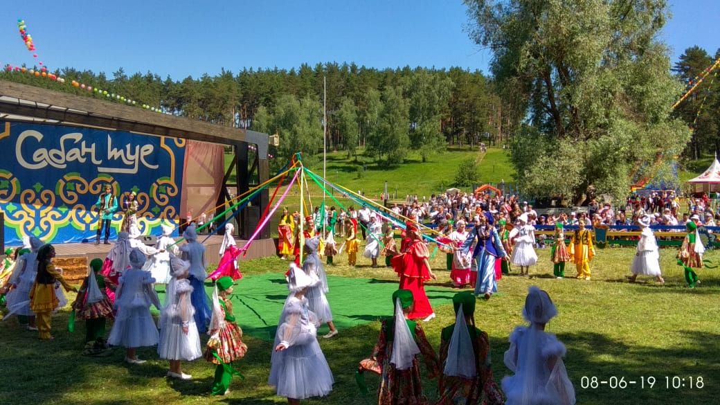 В Болгаре проходит праздник Сабантуй (ФОТО)