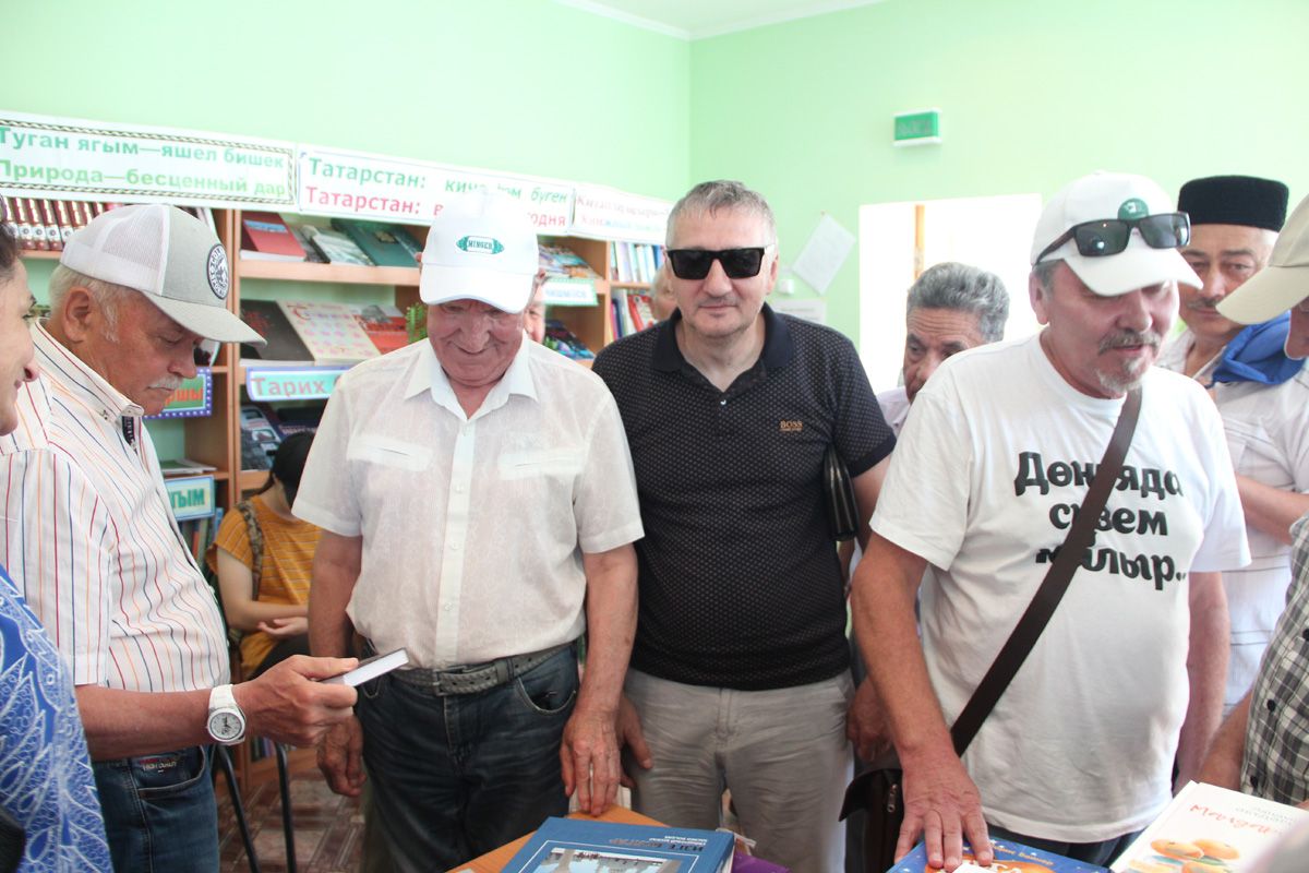 Болгар посетила большая делегация Союза писателей Республики Татарстан (ФОТО)
