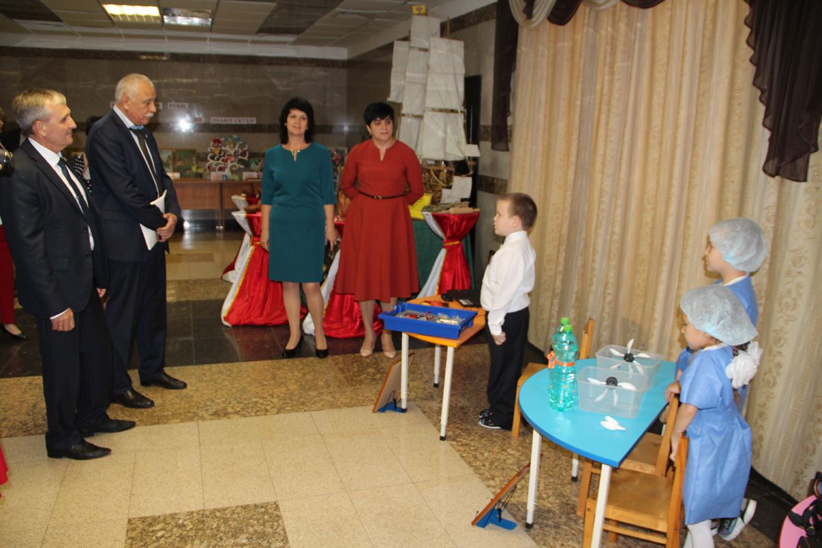 Спасские педагоги обсудили задачи на новый учебный год (ФОТОРЕПОРТАЖ)