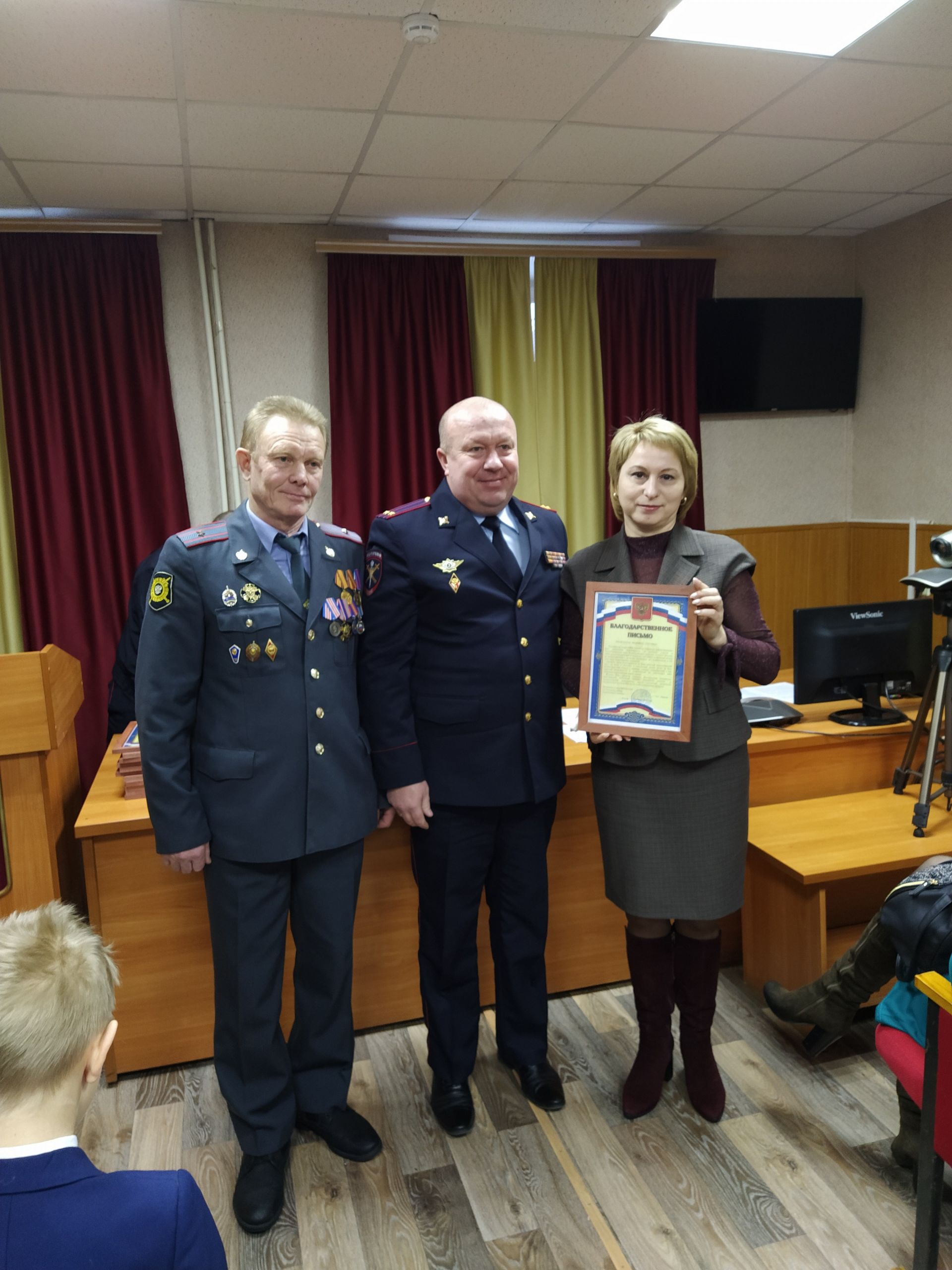 В Болгаре состоялось награждение участников конкурса «Мои родители работают в полиции» (ФОТО)
