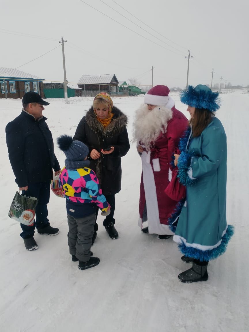 В Трех Озерах Спасского района провели акцию «С Новым годом и Рождеством» (ФОТО)