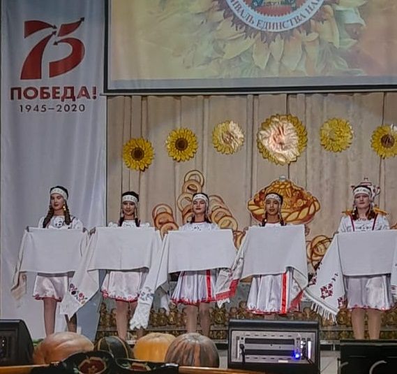 В РДК Болгара прошел концерт "Мы - одна семья"