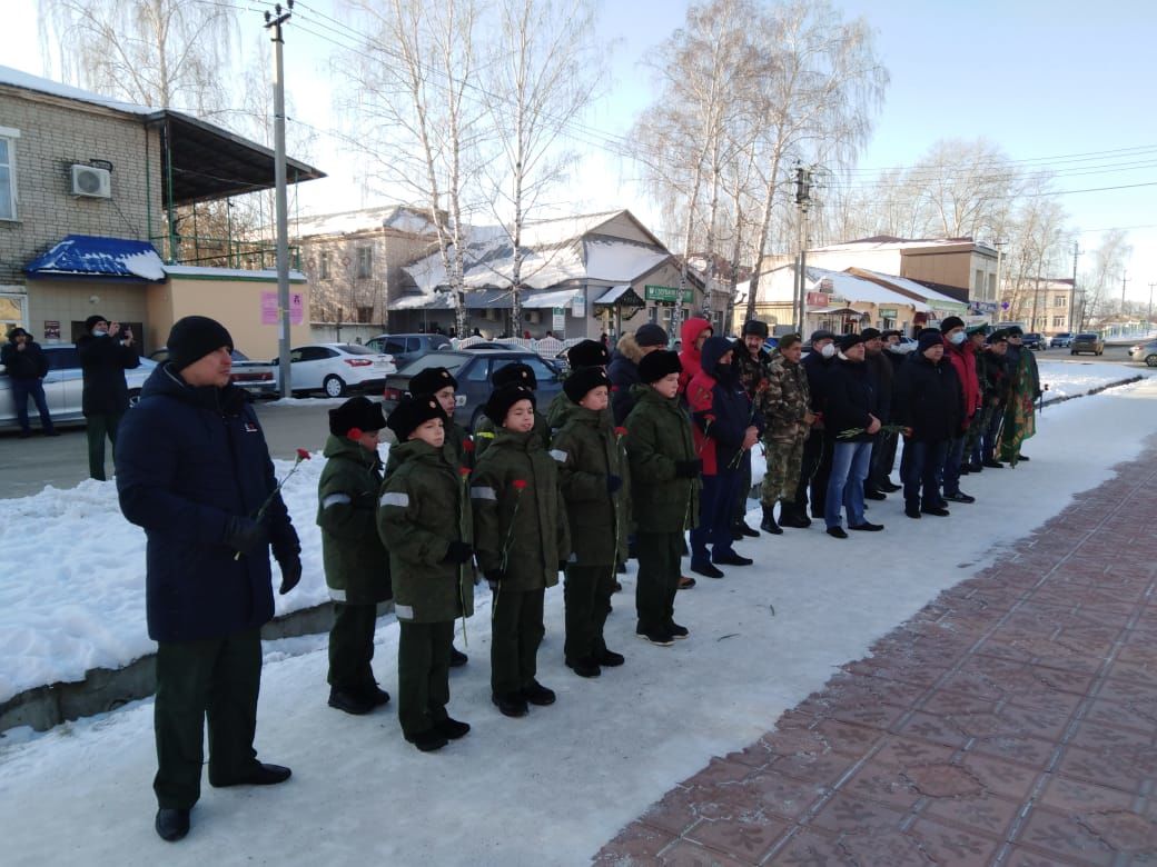 В Болгаре почтили память погибшим в военных действиях в Афганистане и Чечне