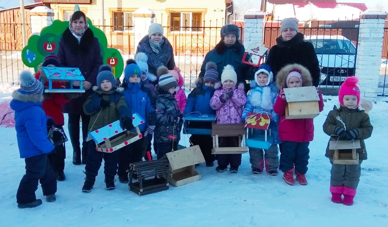 Сотрудники заказника "Спасский" провели акцию «Покормите птиц зимой!»