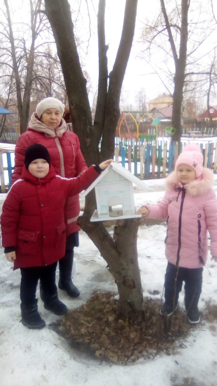 В Спасском районе прошло экологическое мероприятие "Покормите птиц зимой"  (ФОТО)