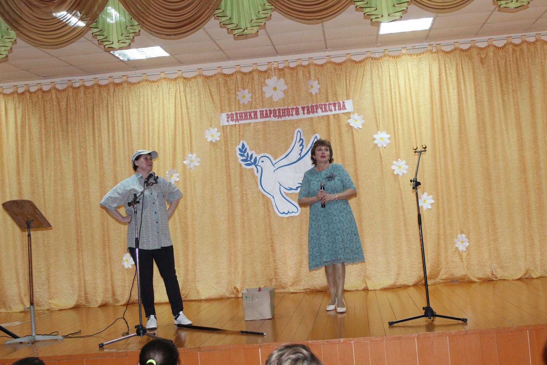 Кузнечихинские артисты Спасского района выступили с концертом перед соседями (ФОТО)