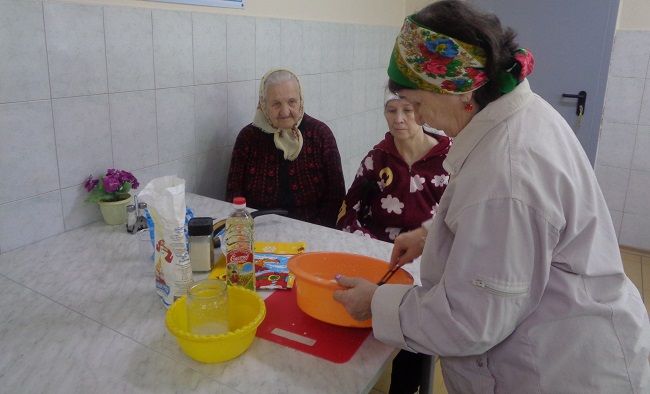 В Болгаре провели мастер-класс по выпечке блинов