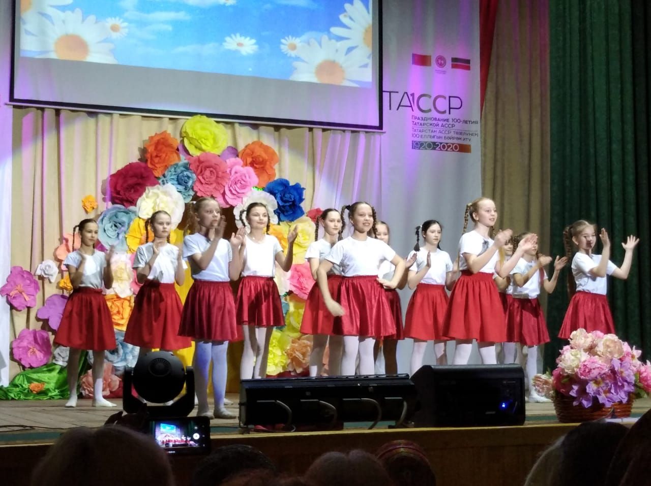 В Болгаре прошел концерт, посвященный Международному женскому дню 8 марта (ФОТО)