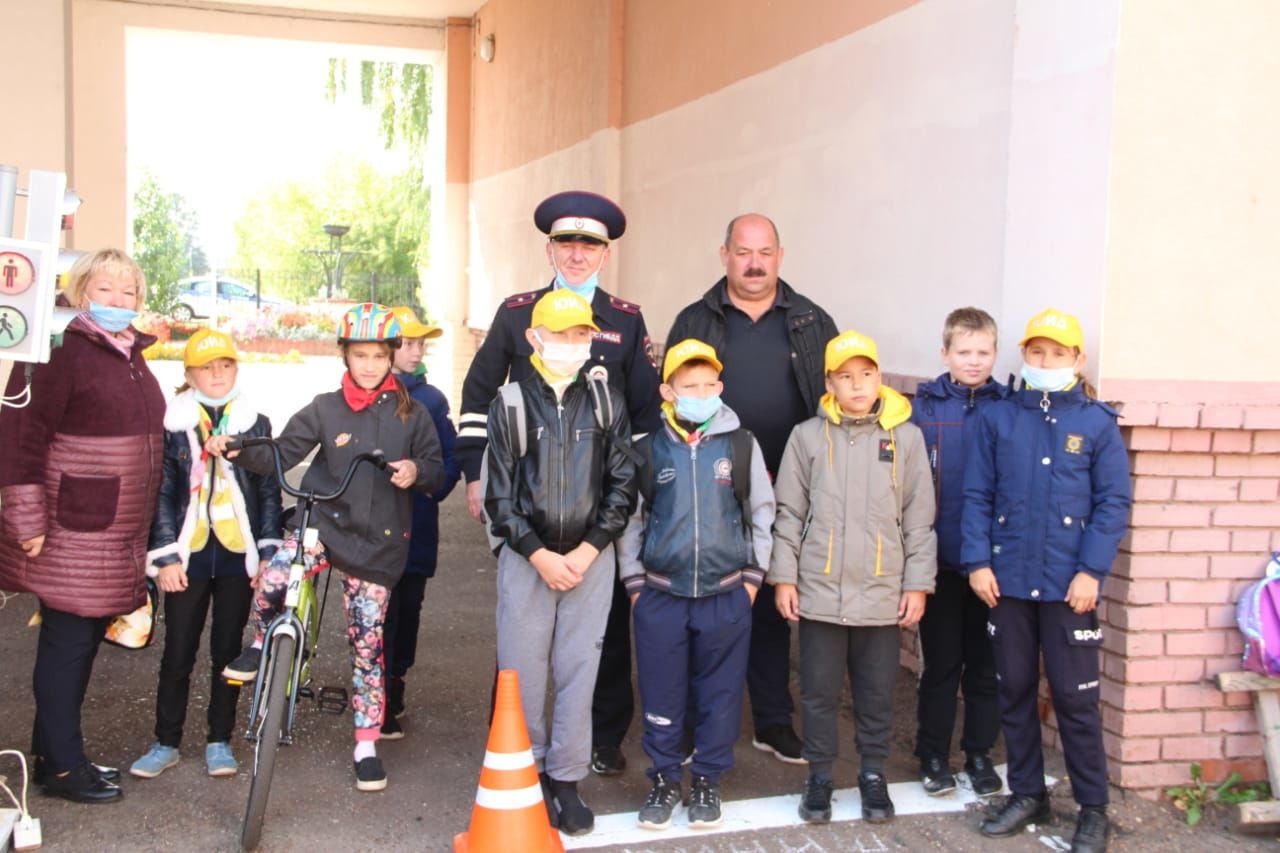Знания ПДД и езда на велосипеде: в Болгаре прошёл конкурс «Безопасное колесо» (ФОТО)