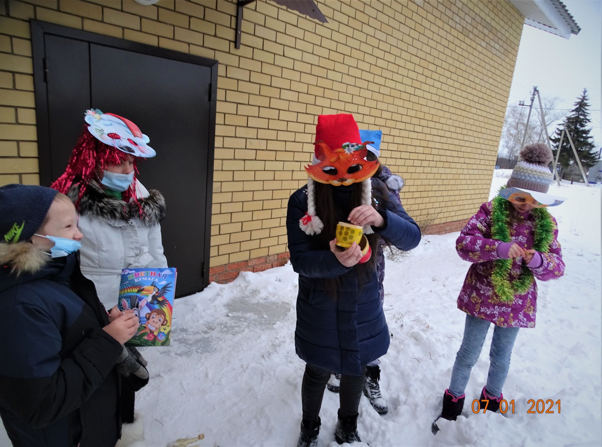Квест - игра "Весёлое Рождество» прошла в Иж-Борискино Спасского района