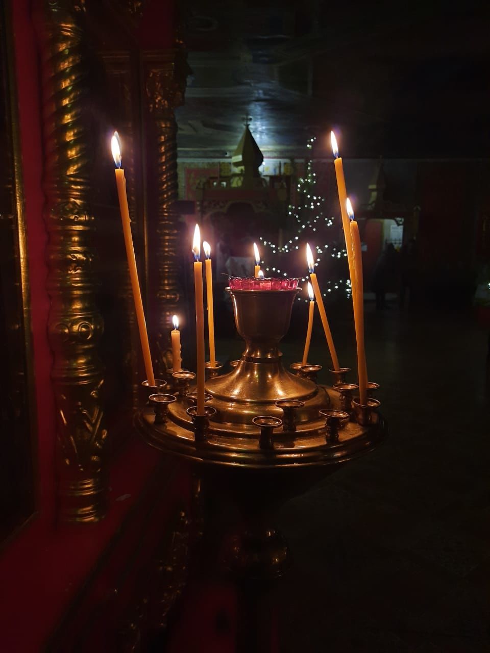 В Свято-Авраамиевском храме состоялось Рождественское Богослужение.