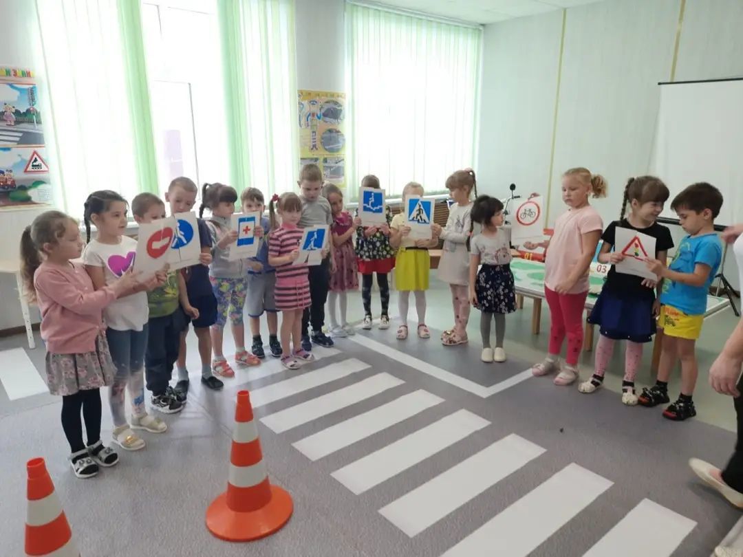 В детском саду «Родничок» прошли мероприятия по безопасности дорожного движения