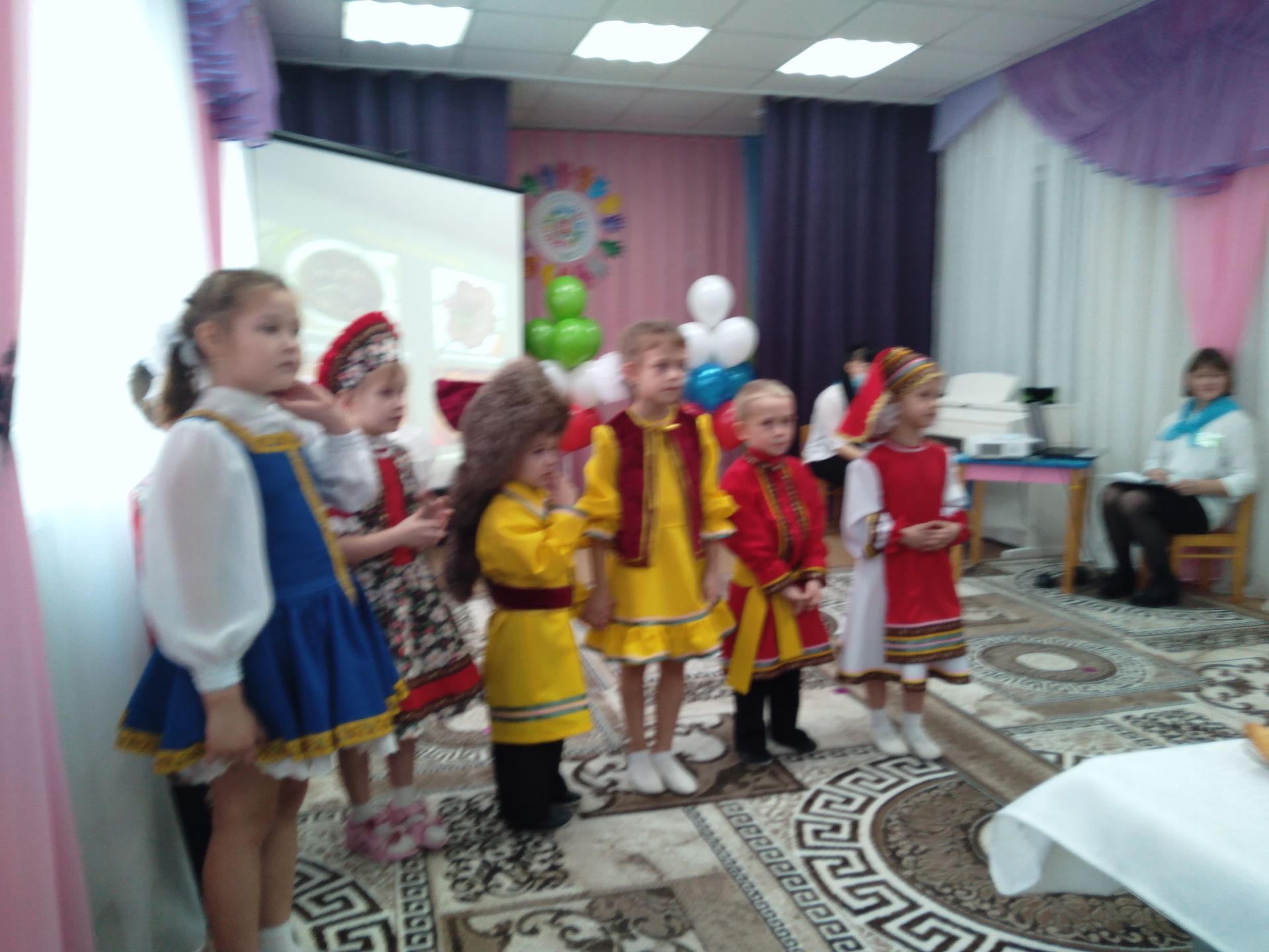 Подвели итоги года родных языков и народного единства в детском саду "Антошка"