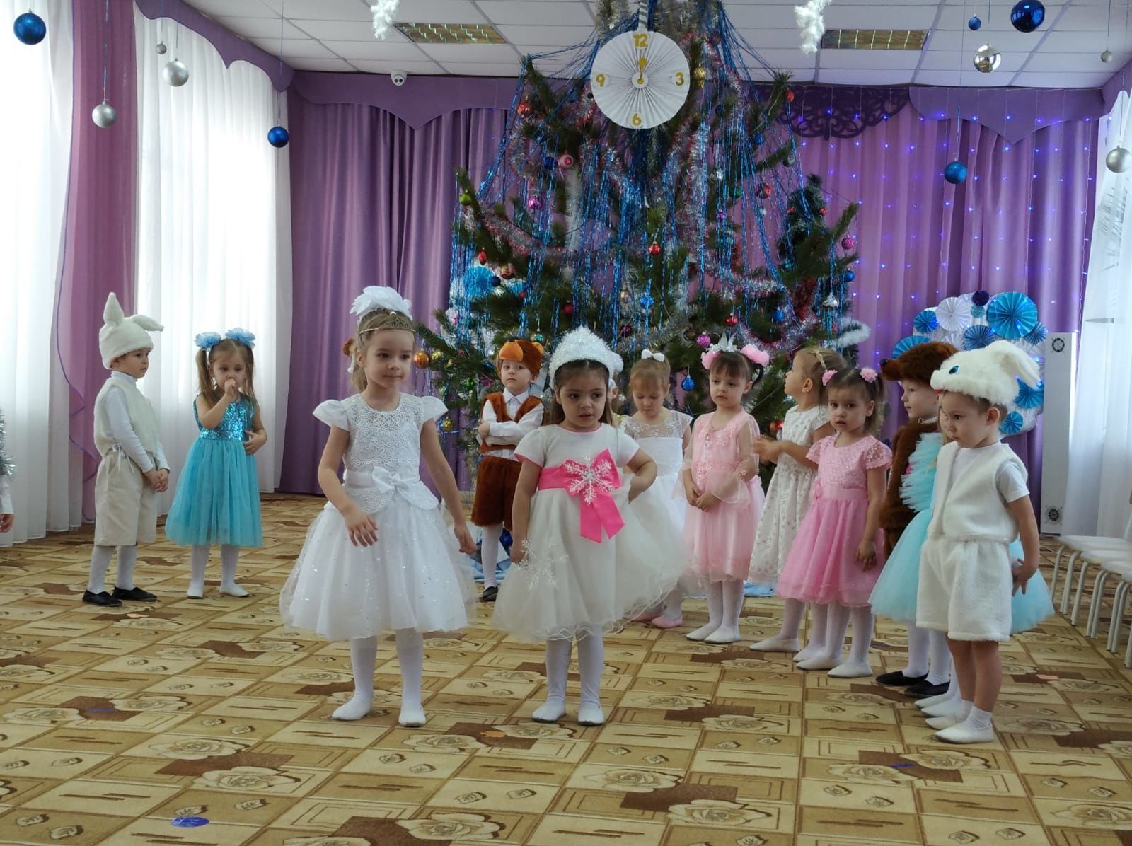 Новогодний утренник прошёл в детском саду «Солнышко»