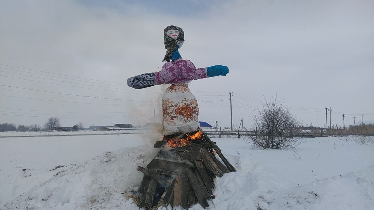 В Танкеевке Спасского района проводы зимы организовали своими силами