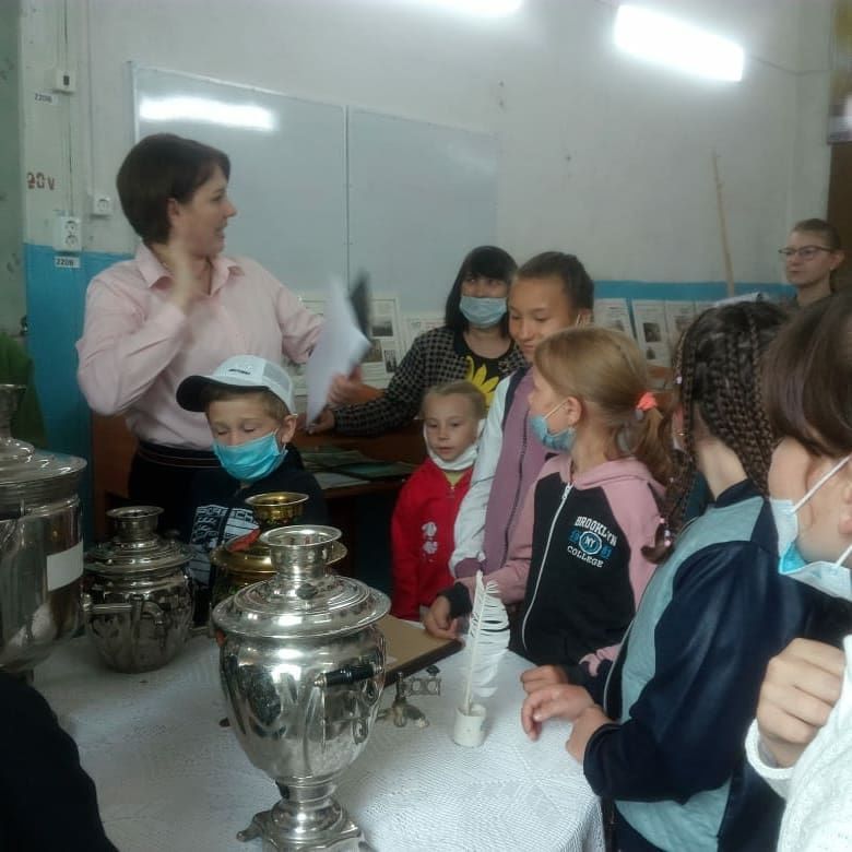 Ребята из пришкольного лагеря Кимовской школы побывале в Антоновке