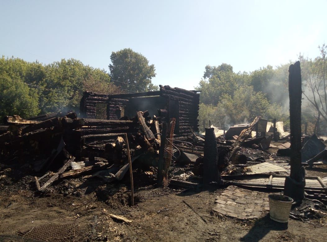 В селе Вожи сгорел до основания жилой дом