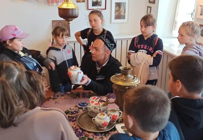 Спасские школьники посетили занятие «Хлеб, мёд, чай» в Болгарском музее-заповеднике